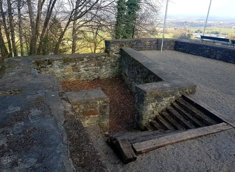 Burgruine Dübelstein, Dübendorf, Switzerland